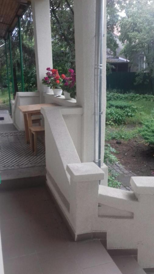 Gelena Гостьовий Двір Uzhhorod Exterior photo